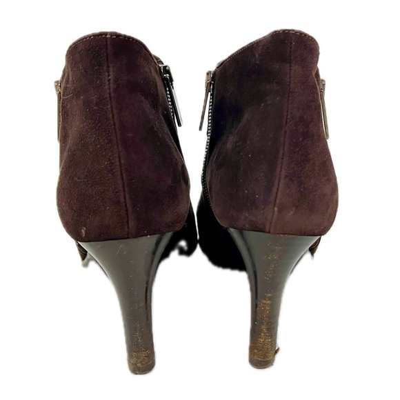 Aquatalia Dina Side-Zip Suede Ankle Booties - Size 11 - Picture 8 of 12